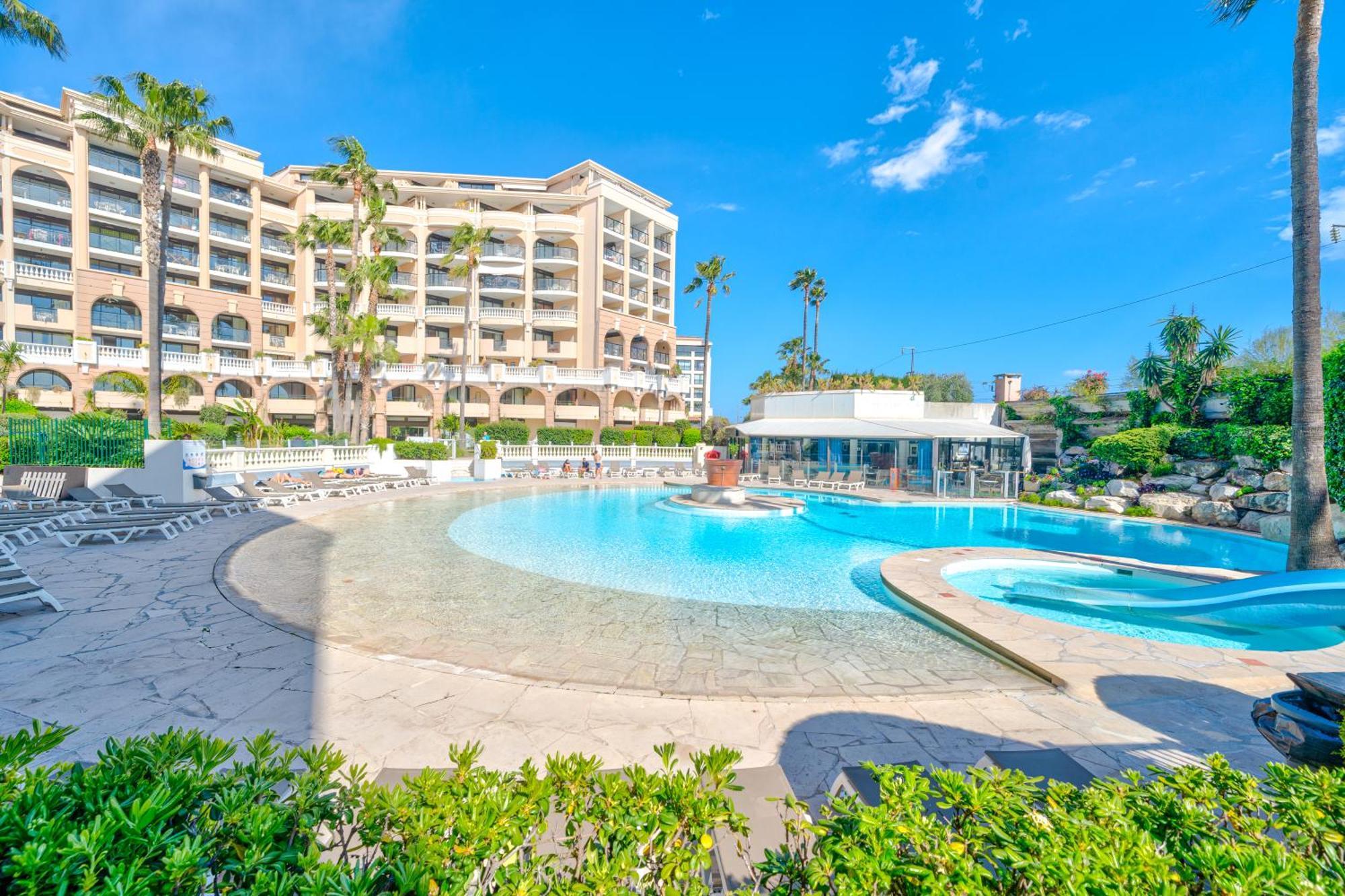 Residence La Palme D'Azur - คานส์ ภายนอก รูปภาพ